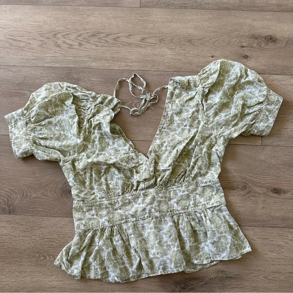 J. Crew Puff Sleeve V Neck Top Sz 4